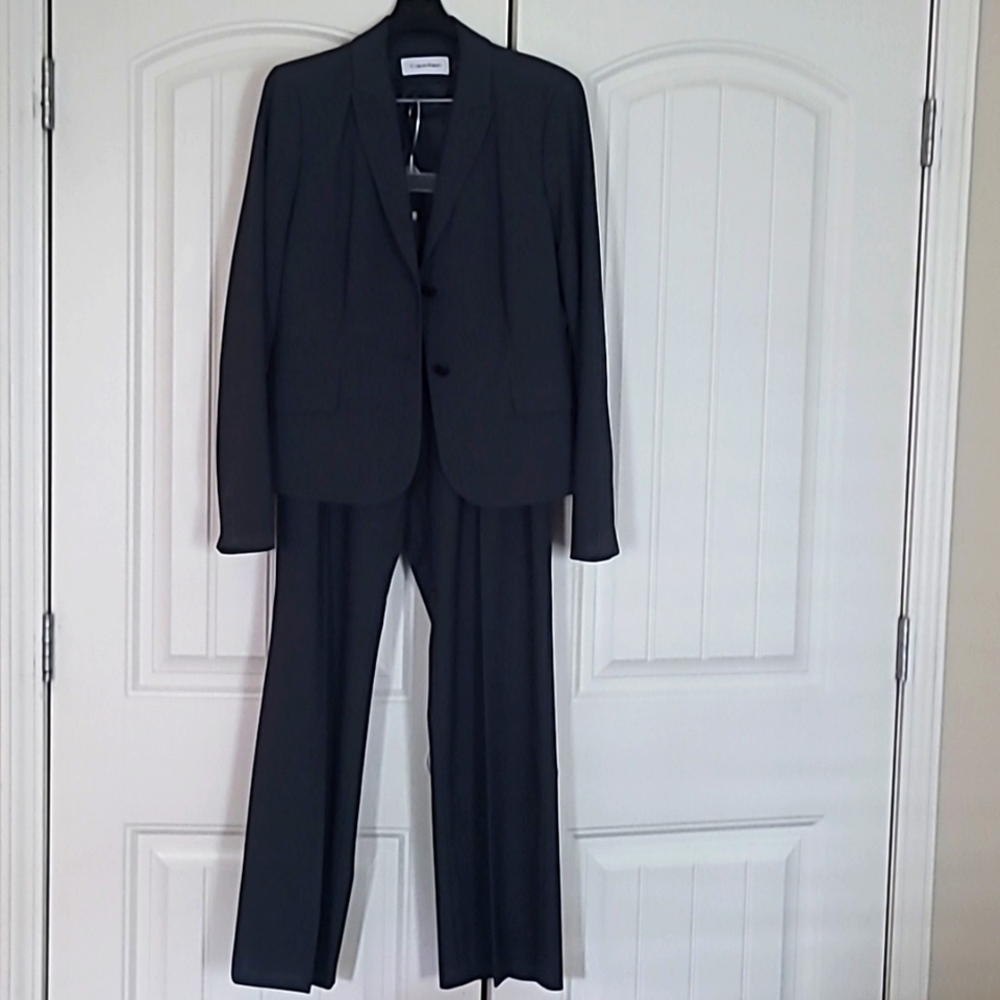 Calvin Klein classic fit, size 8 gray pantsuit
